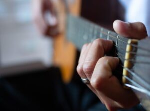 chord manisnya kenangan